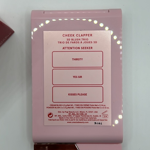 O/S Cheek Clapper 3D Blush Trio. - Picture 6 of 6